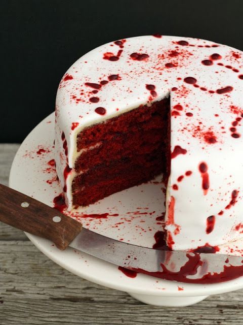 Vampire Halloween cake